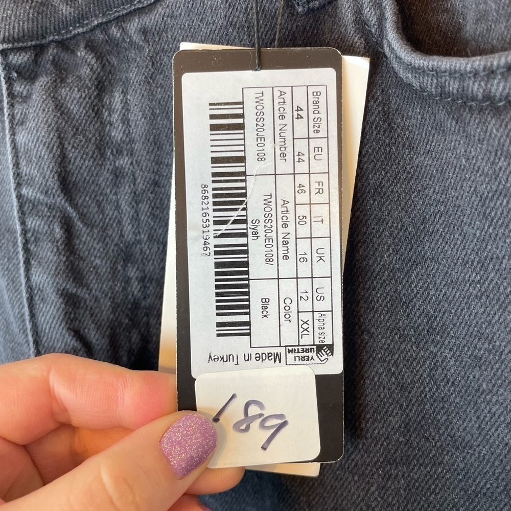TRENDYOL Women’s Gray Black Mom Jean Denim Size 12 - Picture 3 of 10